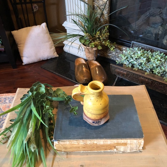 Vintage Signed Pottery - Picture 2 of 9